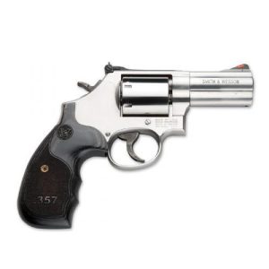 Smith & wesson l-frame model 686 plus handgun. 357 mag 7rd capacity 3" barrel silver with black