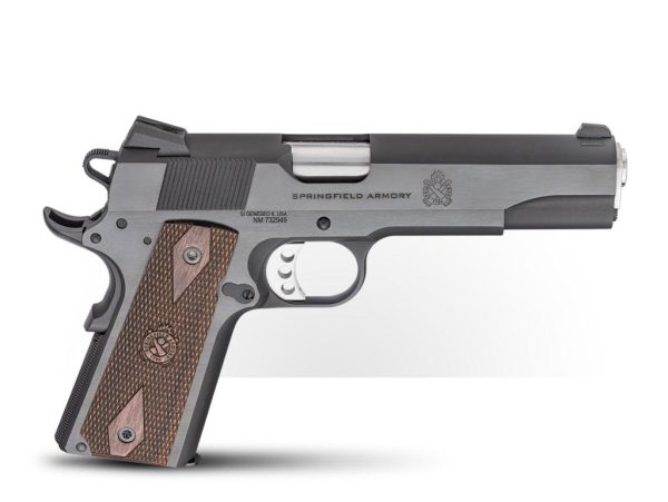 Springfield 1911 garrison blued handgun. 45 acp 7rd magazine 5" barrel
