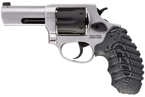 Taurus defender 856 handgun. 38 spl(+p) 6rd capacity 3" barrel matte stainless